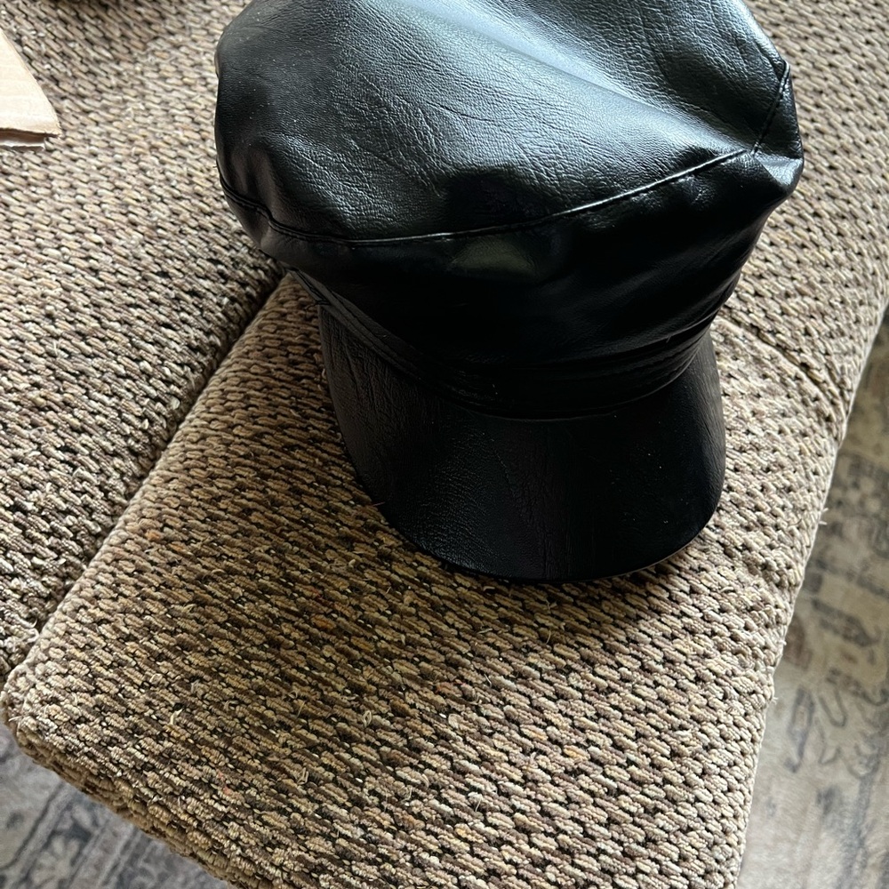 Black Leather women’s Cap
